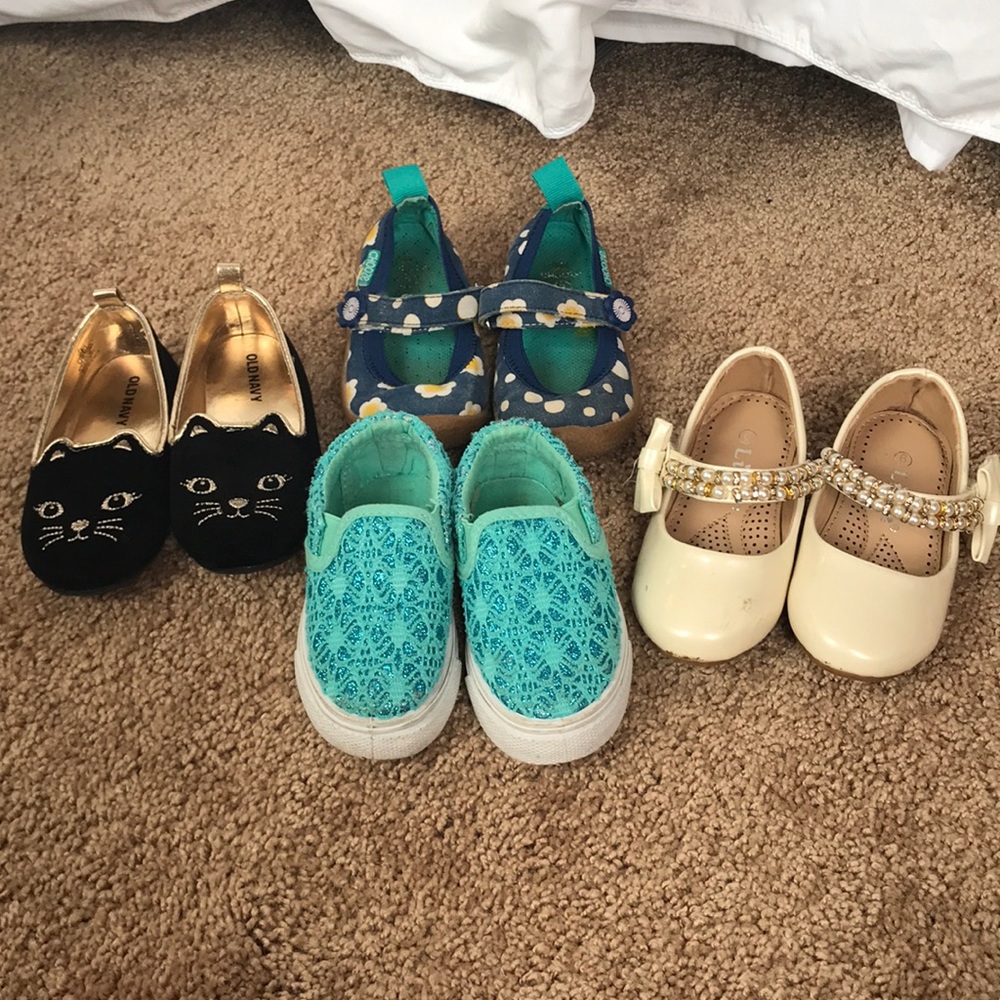 Size 6 girls shoe lot